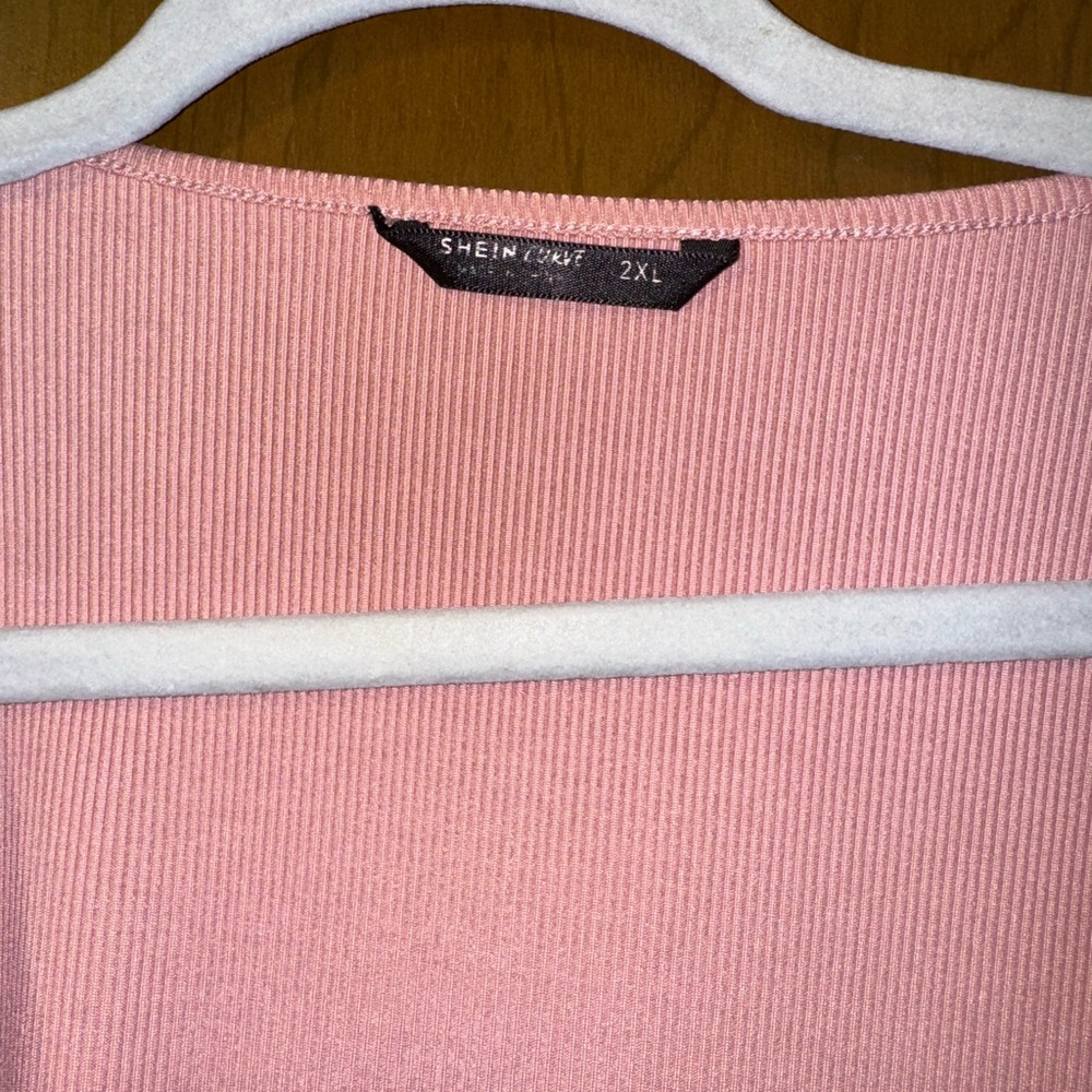 Pink Ruched Top - Picture 3 of 4
